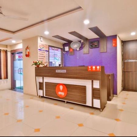 Hotel Nilkanth Inn Halol Экстерьер фото