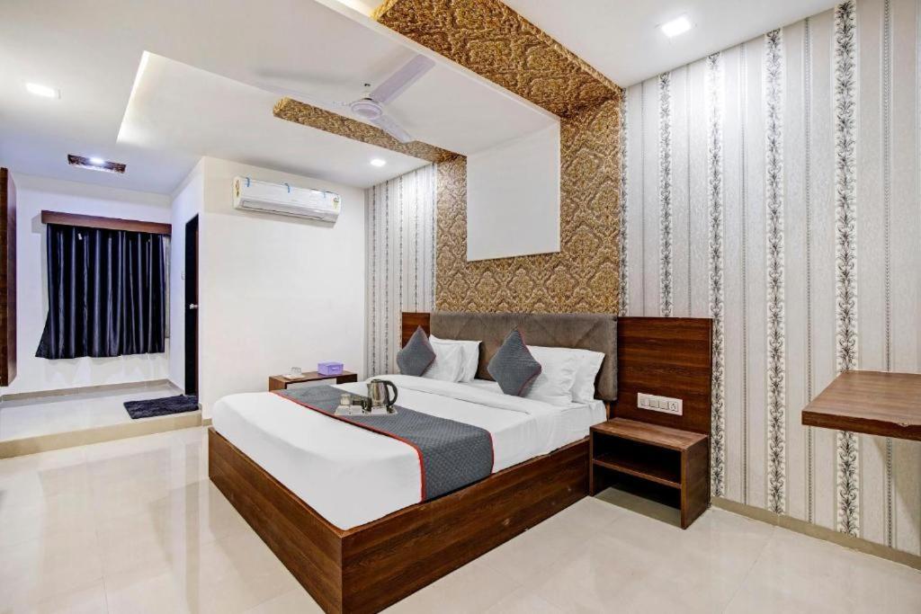 Hotel Nilkanth Inn Halol Экстерьер фото